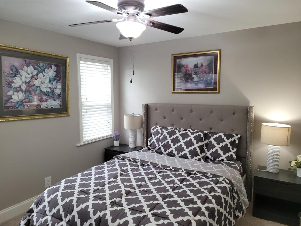 Apartment With Brand New Furniture And Large Parking West Seneca Εξωτερικό φωτογραφία