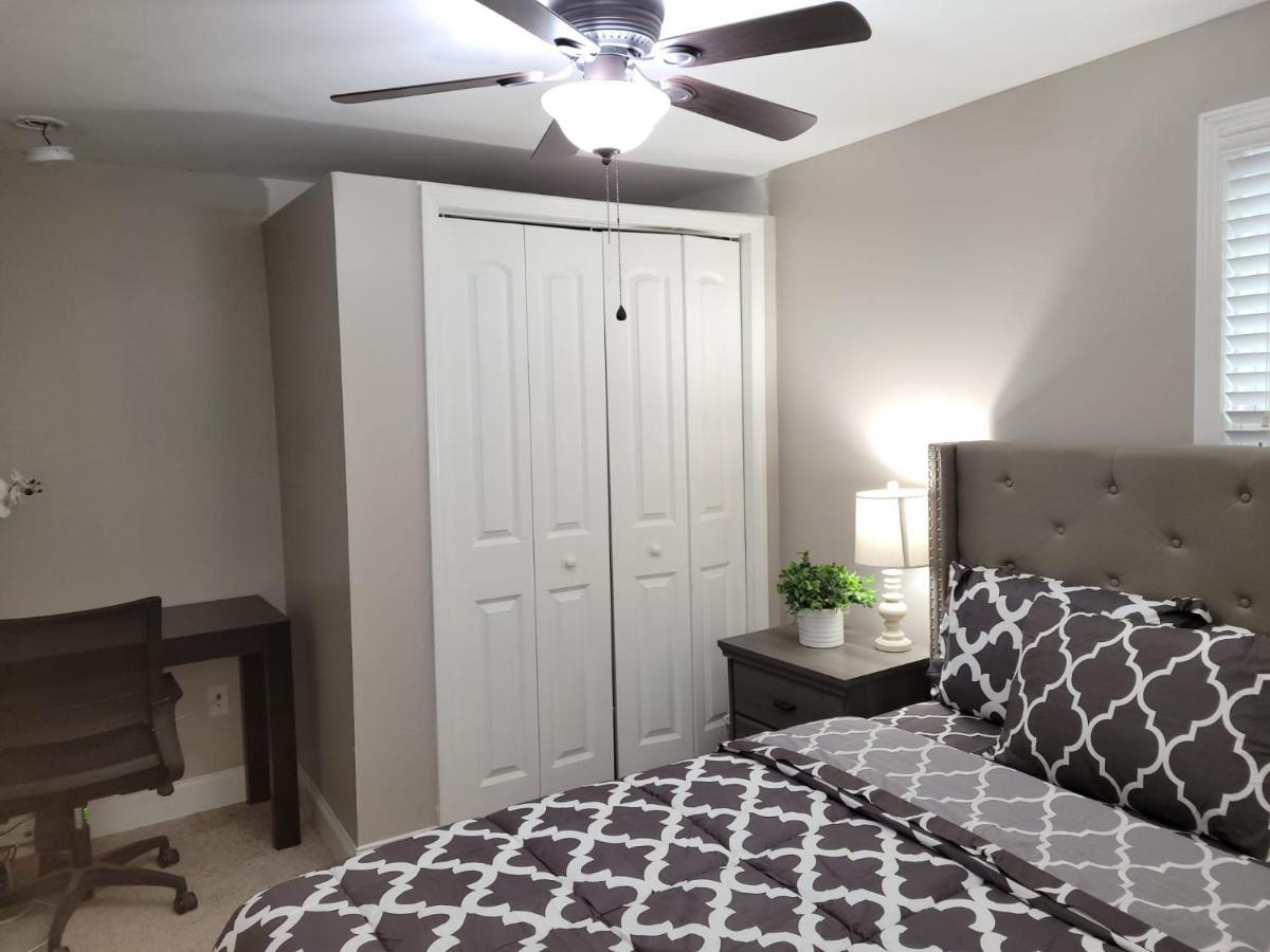 Apartment With Brand New Furniture And Large Parking West Seneca Εξωτερικό φωτογραφία