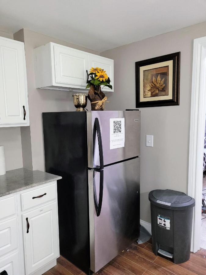 Apartment With Brand New Furniture And Large Parking West Seneca Εξωτερικό φωτογραφία