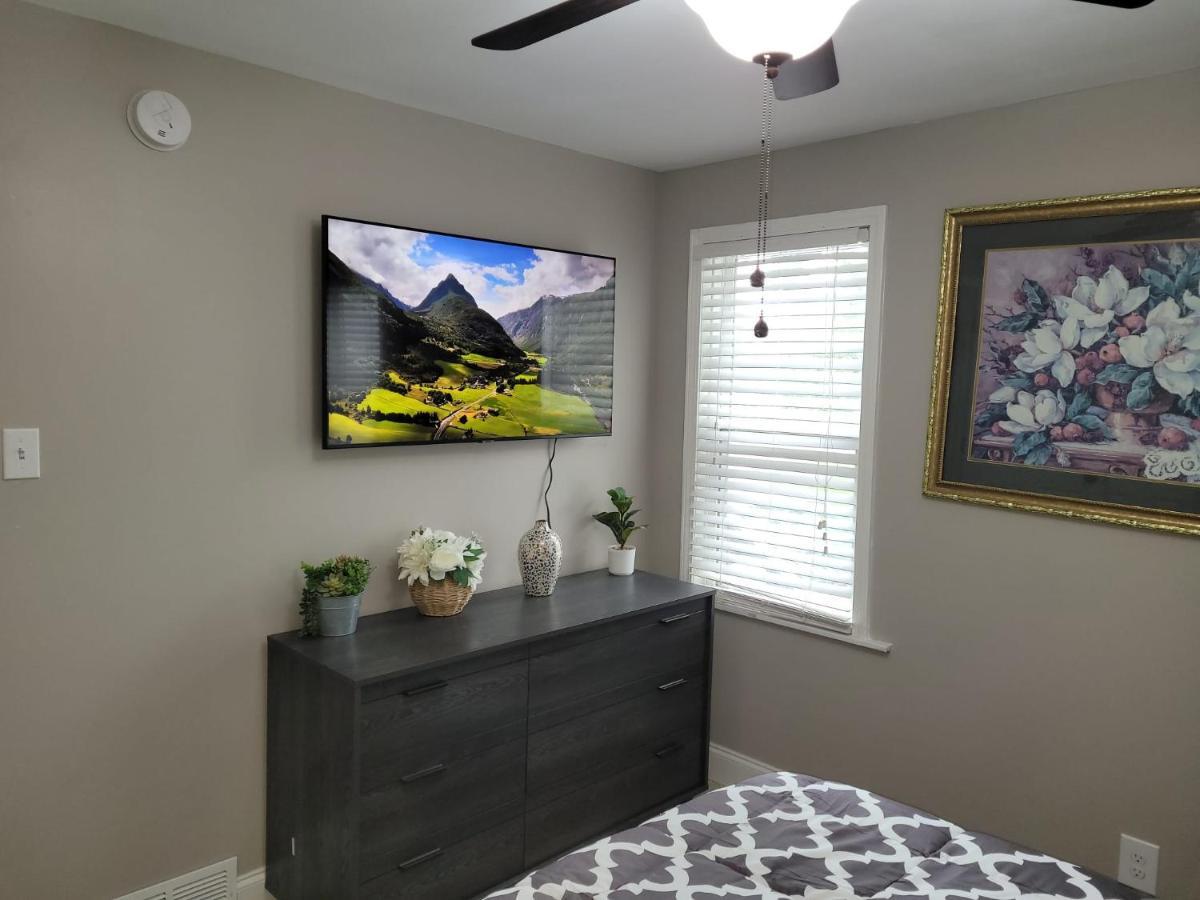 Apartment With Brand New Furniture And Large Parking West Seneca Εξωτερικό φωτογραφία